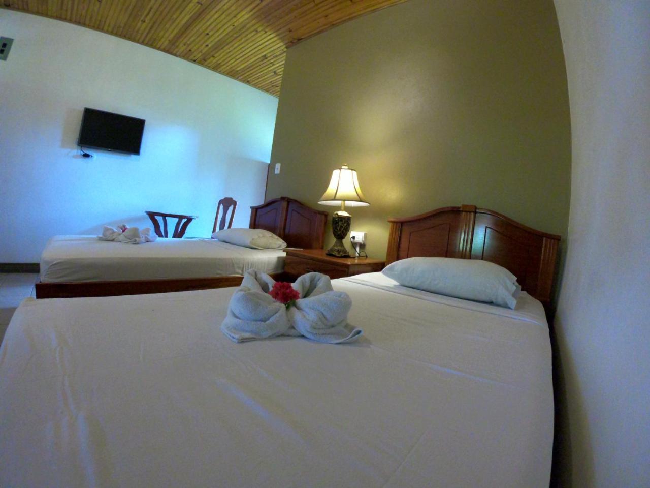 Hotel Los Higuerones Paso Canoas Esterno foto